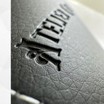 Charger l'image dans la galerie, Finition en similicuir porte carte grise