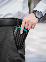 Charger l'image dans la galerie, Porte Cartes qui ce glisse dans une poche