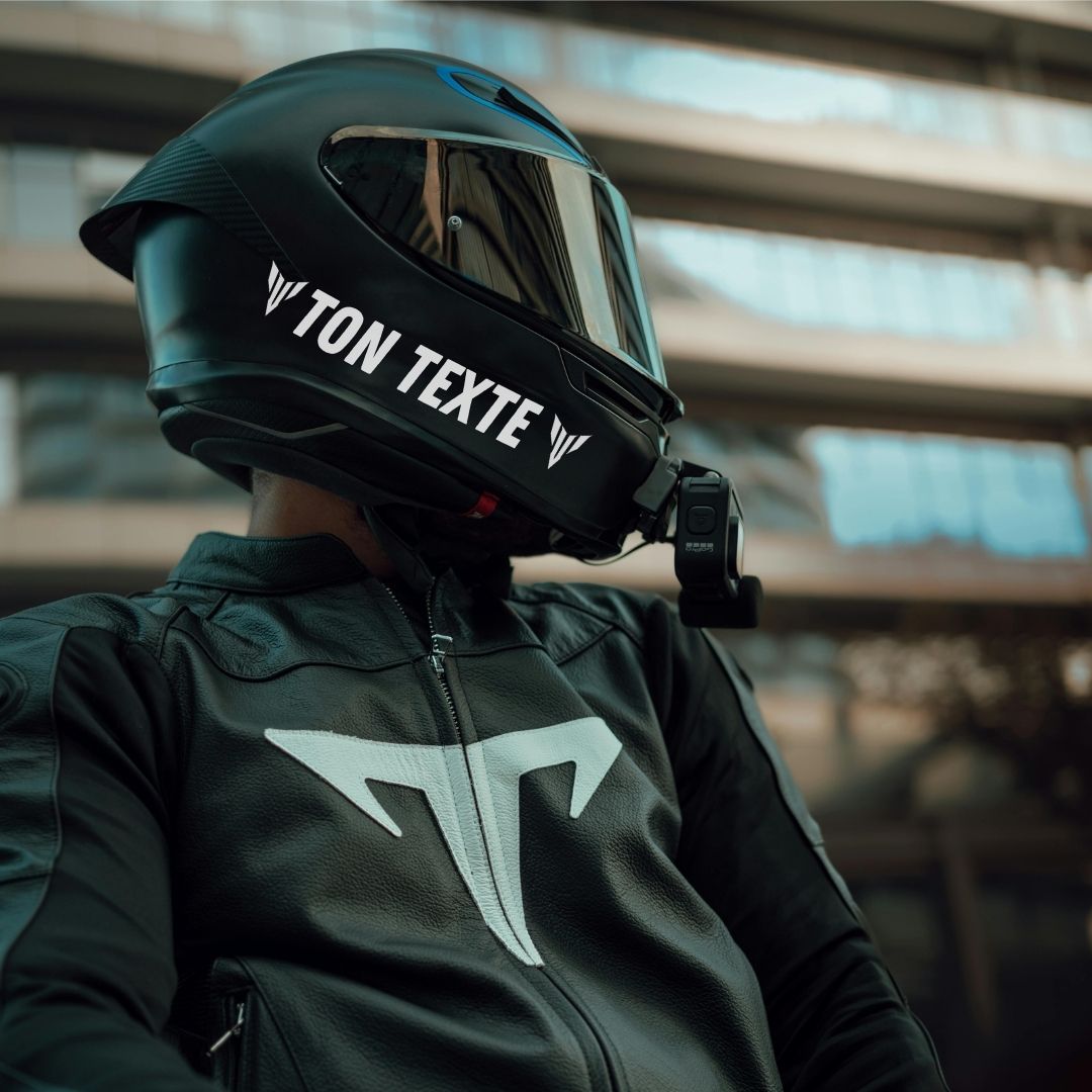 Sticker casque moto personnalisé