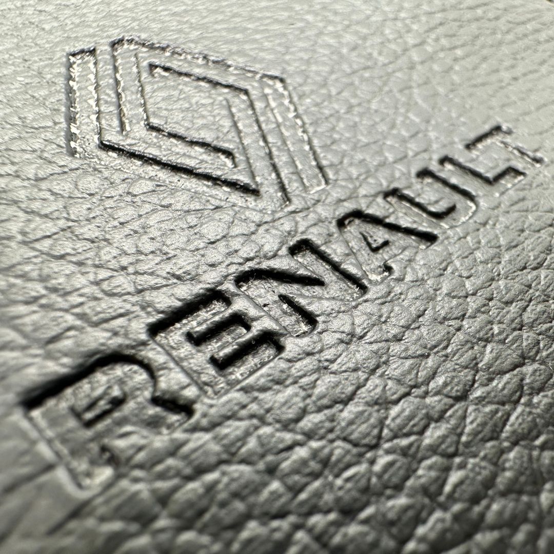 Porte Carte Grise <br> Renault par Guillot