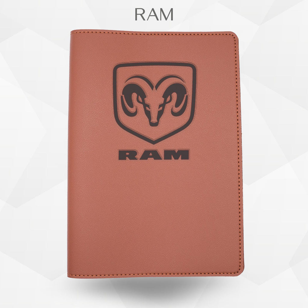 Porte-document voiture RAM – simili cuir gravure laser Atelier Guillot