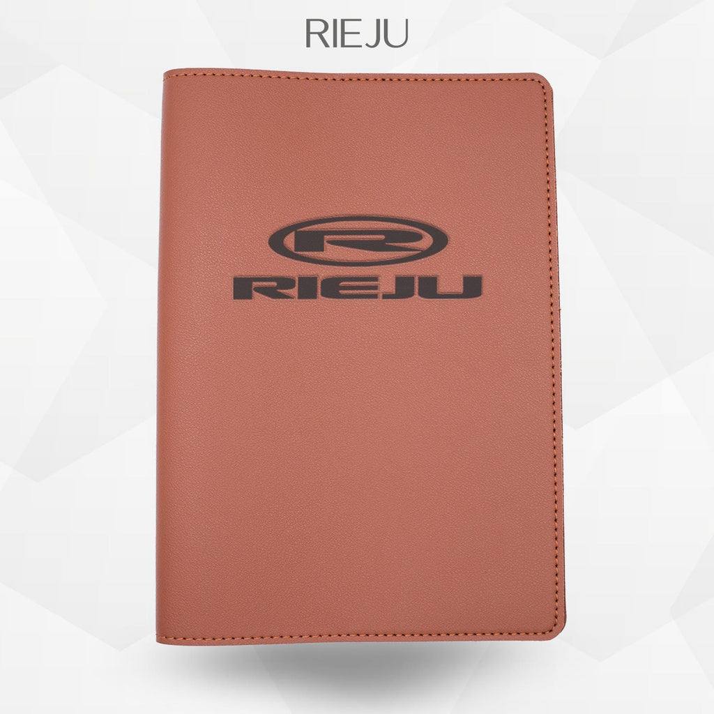 Porte-document moto Rieju – simili cuir gravure laser Atelier Guillot