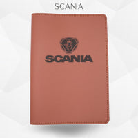 Porte-document voiture Scania – simili cuir gravure laser Atelier Guillot