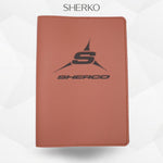 Porte-document moto Sherco – simili cuir gravure laser Atelier Guillot