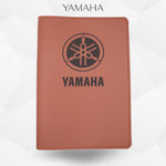 Porte-document moto Yamaha – simili cuir gravure laser Atelier Guillot