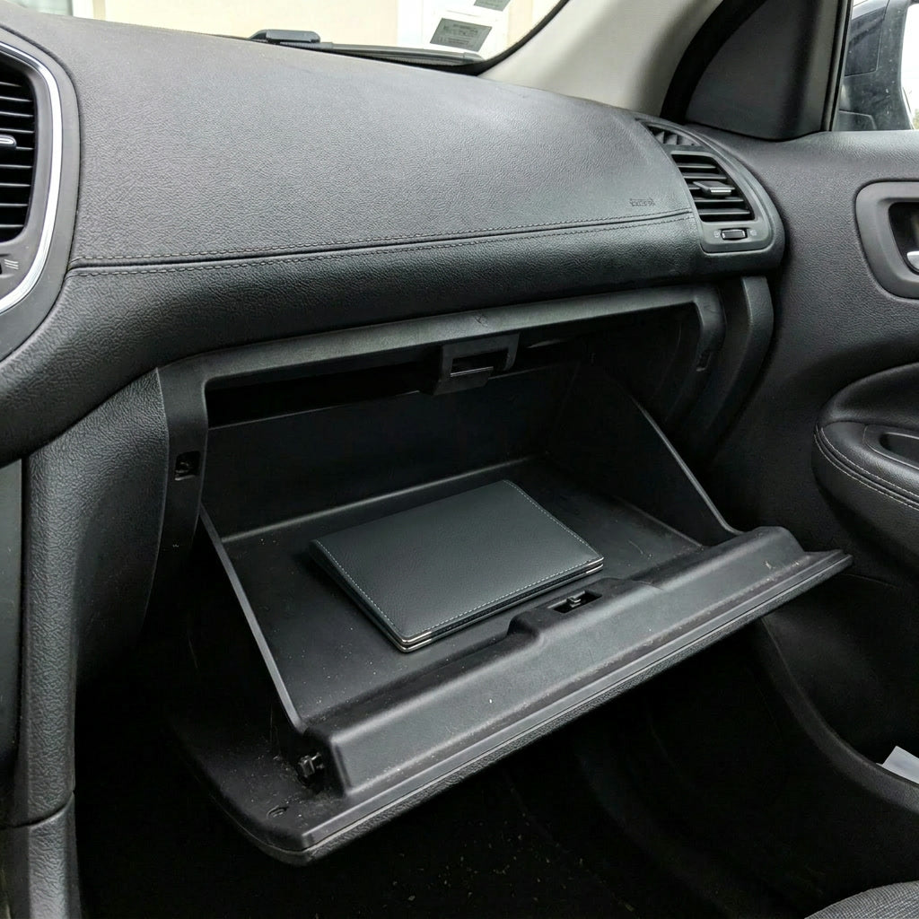 Avec votre porte-carte grise