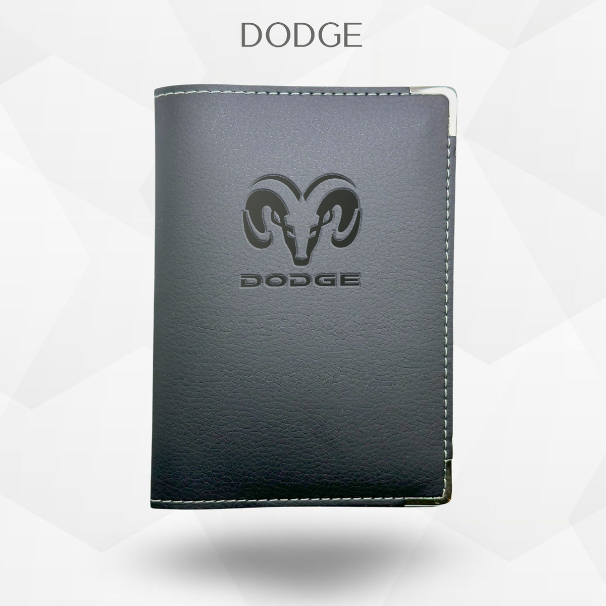 Porte carte grise Dodge – étui simili cuir gravure laser Atelier Guillot