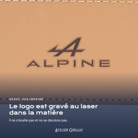 Logo Alpine gravé au laser dans le simili cuir