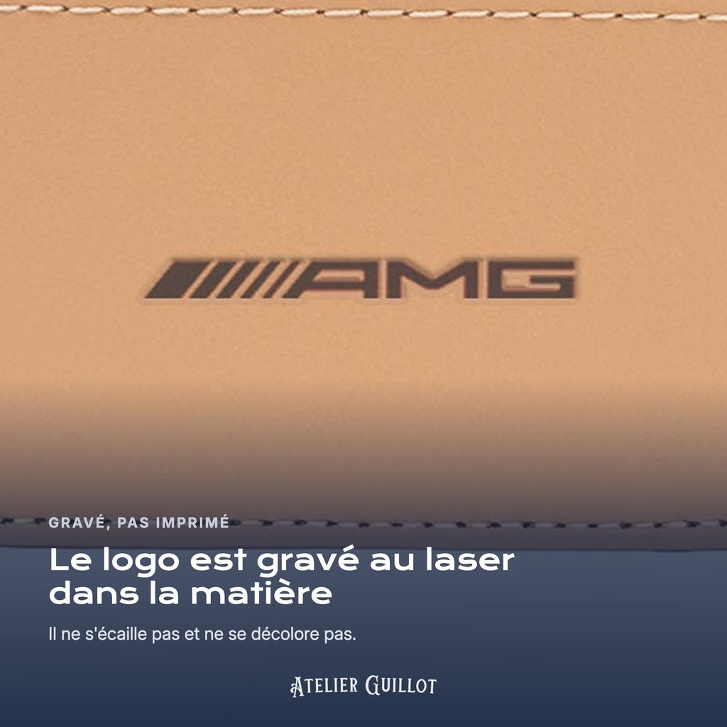 Logo AMG gravé au laser dans le simili cuir