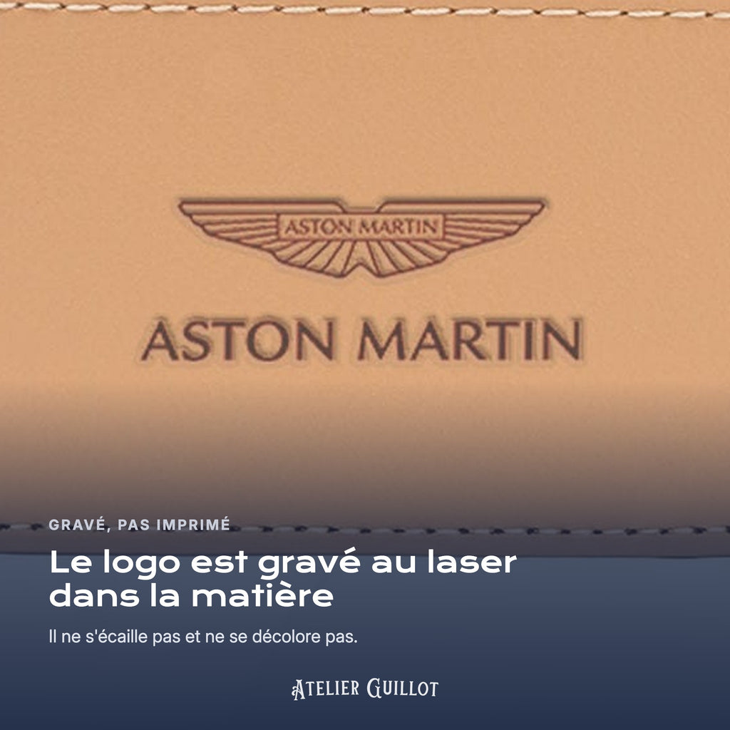Logo Aston-Martin gravé au laser dans le simili cuir