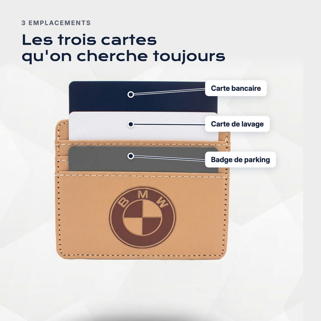 Trois emplacements : carte bancaire, carte de lavage, badge de parking
