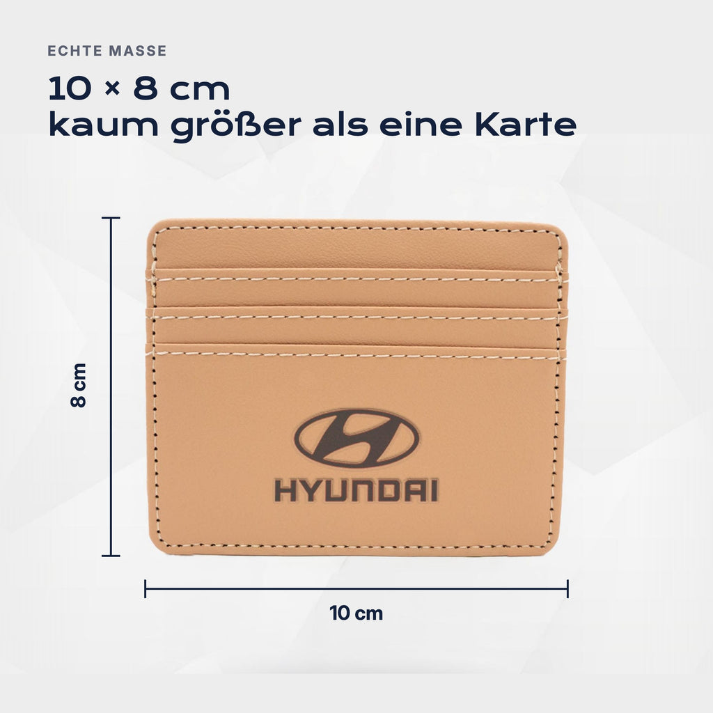 Kartenetui Hyundai von Atelier Guillot: 10 × 8 cm, kaum größer als eine Karte