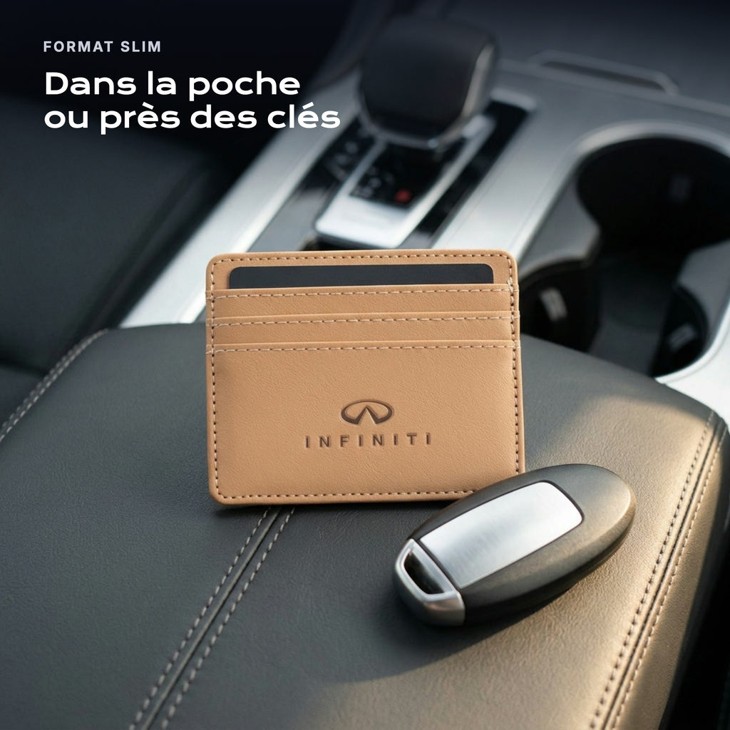 Porte-carte bancaire Infiniti près d'une clé, format slim