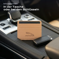 Kartenetui Jaguar neben einem Schlüssel, schlankes Format