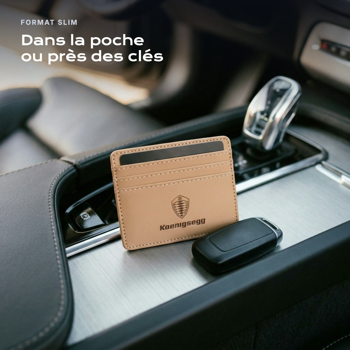 Porte-carte bancaire Koenigsegg près d'une clé, format slim
