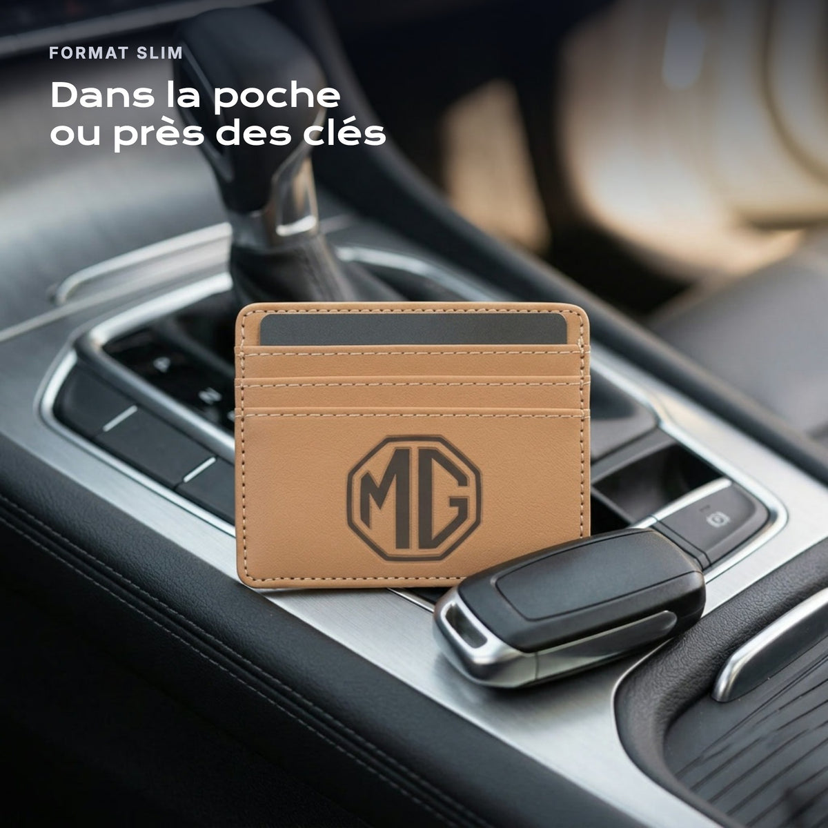 Porte-carte bancaire MG près d'une clé, format slim