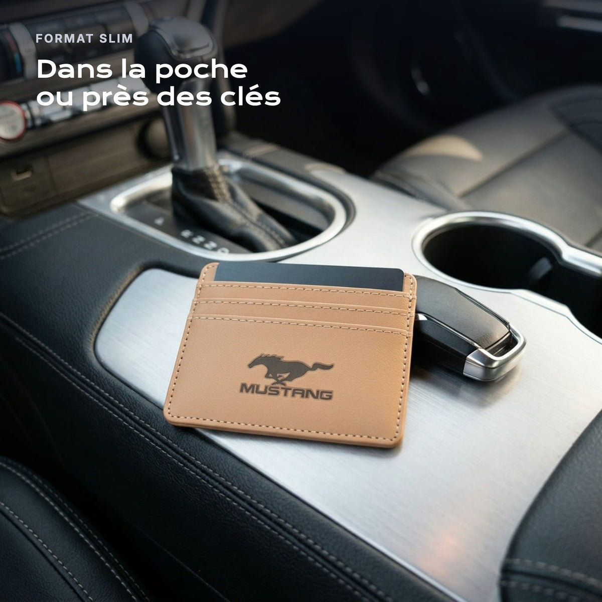 Porte-carte bancaire Mustang près d'une clé, format slim