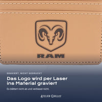 Logo RAM, per Laser in Kunstleder graviert