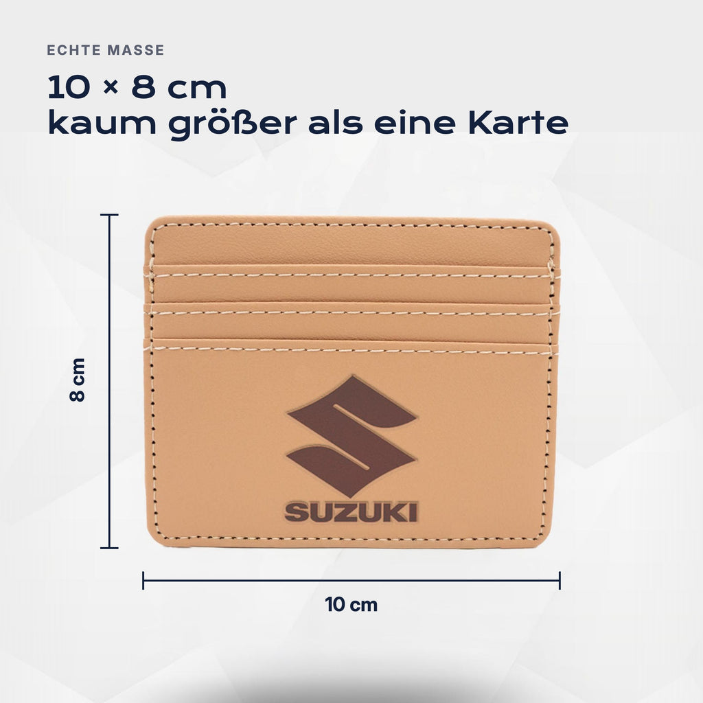 Kartenetui Suzuki von Atelier Guillot: 10 × 8 cm, kaum größer als eine Karte