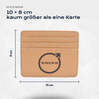 Kartenetui Volvo von Atelier Guillot: 10 × 8 cm, kaum größer als eine Karte