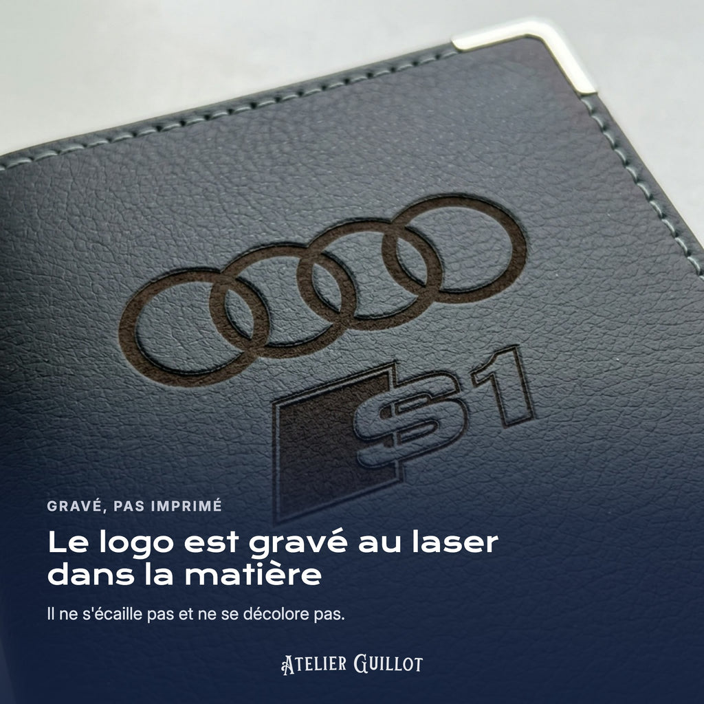 Logo Audi S1 gravé au laser dans le simili cuir