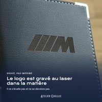 Logo gravé au laser dans le simili cuir, ton sur ton