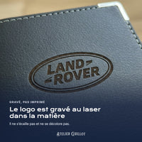 Logo Land Rover gravé au laser dans le simili cuir