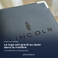 Logo Lincoln gravé au laser dans le simili cuir