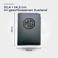Fahrzeugscheinhülle MG von Atelier Guillot: 10,4 × 14,2 cm im geschlossenen Zustand