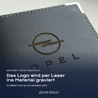 Logo Opel, per Laser in Kunstleder graviert