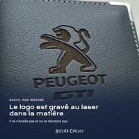 Logo Peugeot GTI gravé au laser dans le simili cuir