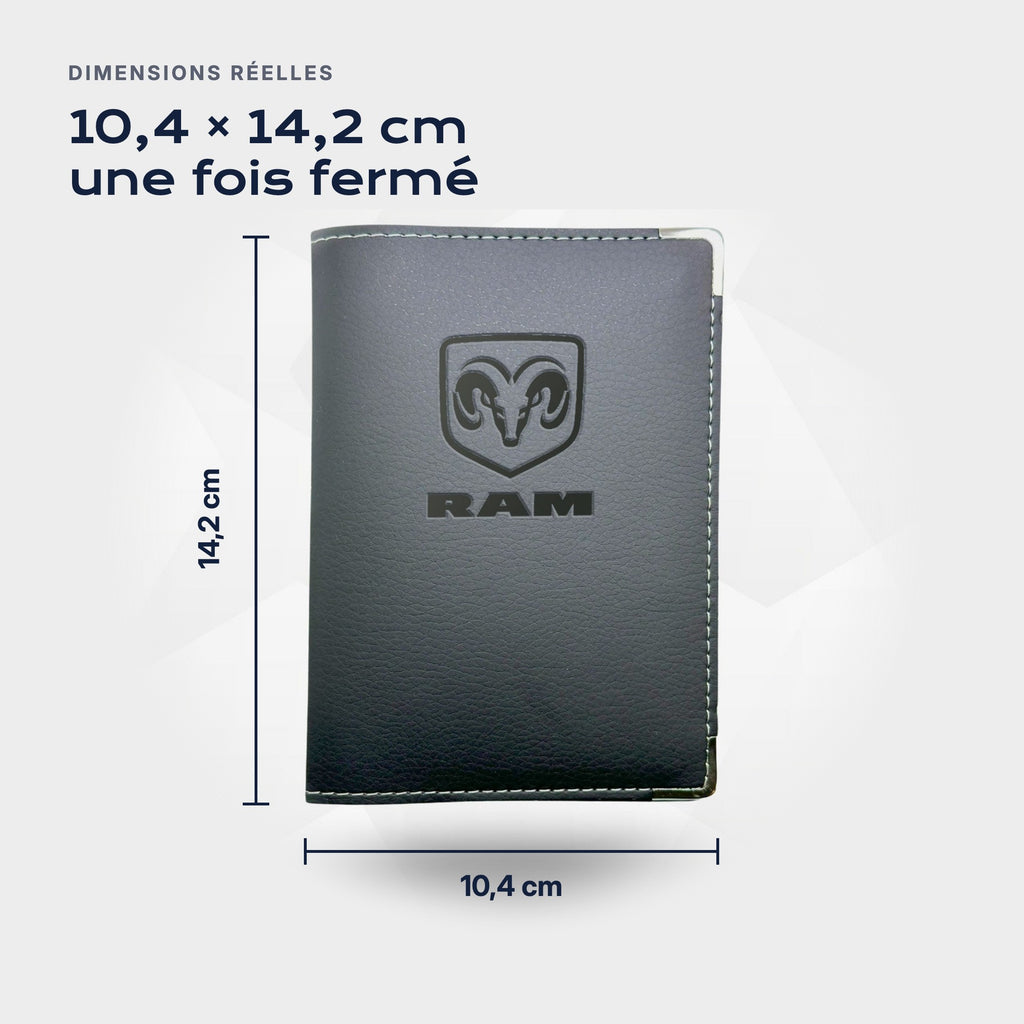 Porte-carte grise RAM Atelier Guillot : 10,4 × 14,2 cm une fois fermé