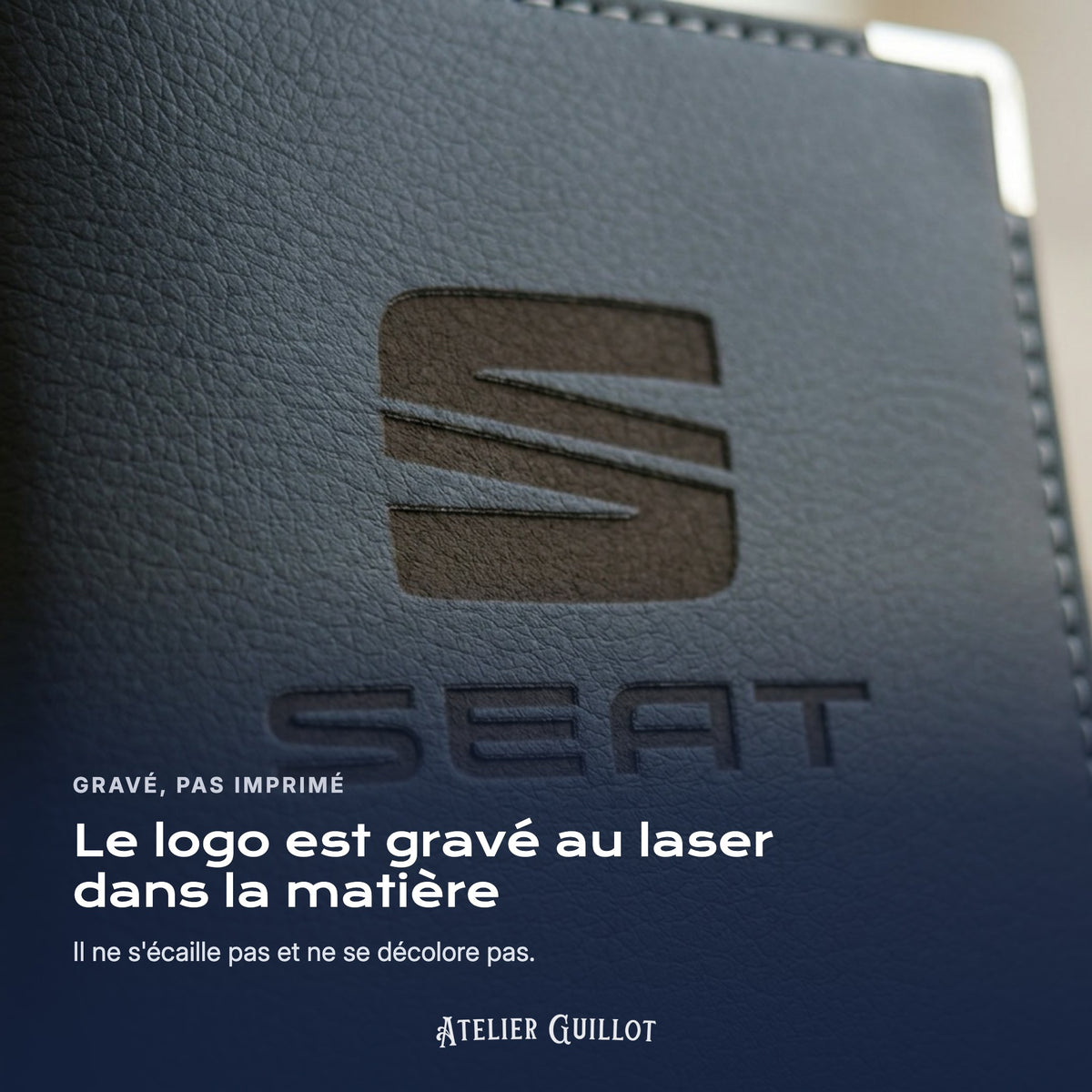 Logo SEAT gravé au laser dans le simili cuir
