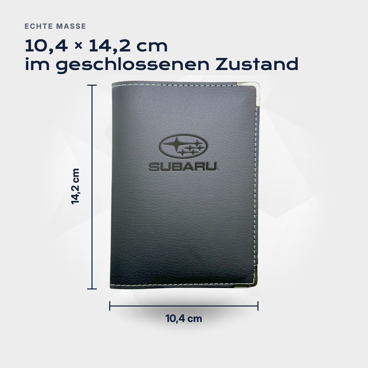 Fahrzeugscheinhülle Subaru von Atelier Guillot: 10,4 × 14,2 cm im geschlossenen Zustand