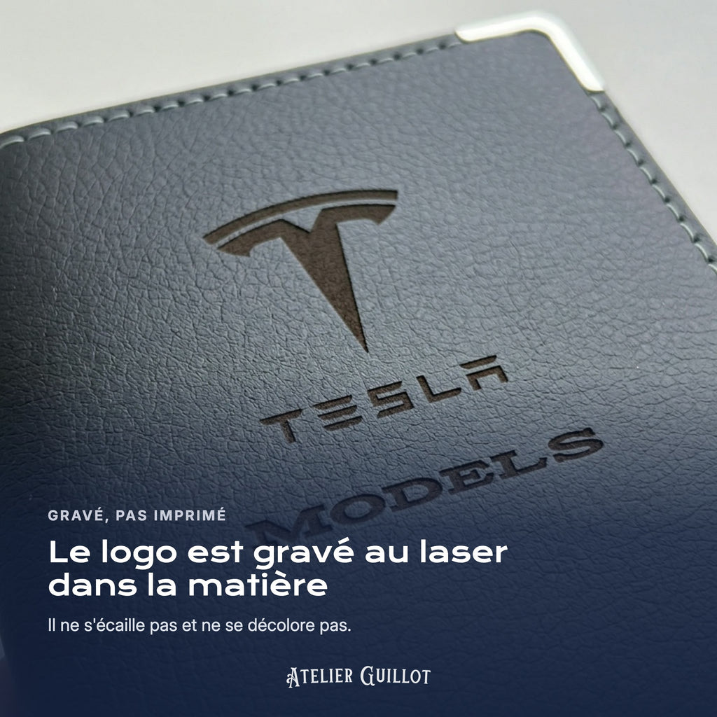 Logo Tesla Model S gravé au laser dans le simili cuir