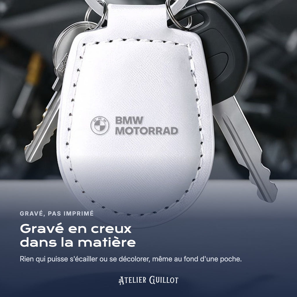 Logo BMW Motorrad gravé au laser dans le simili cuir