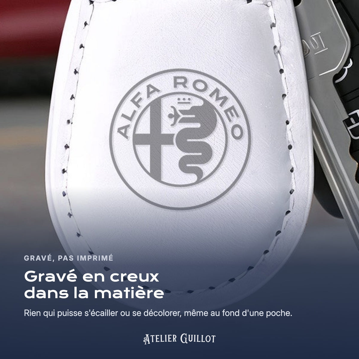 Logo Alfa Romeo gravé au laser dans le simili cuir
