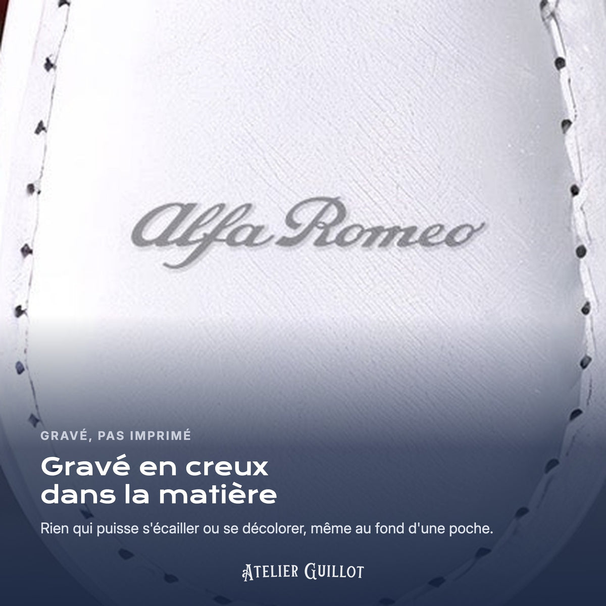 Logo Alfa Romeo gravé au laser dans le simili cuir