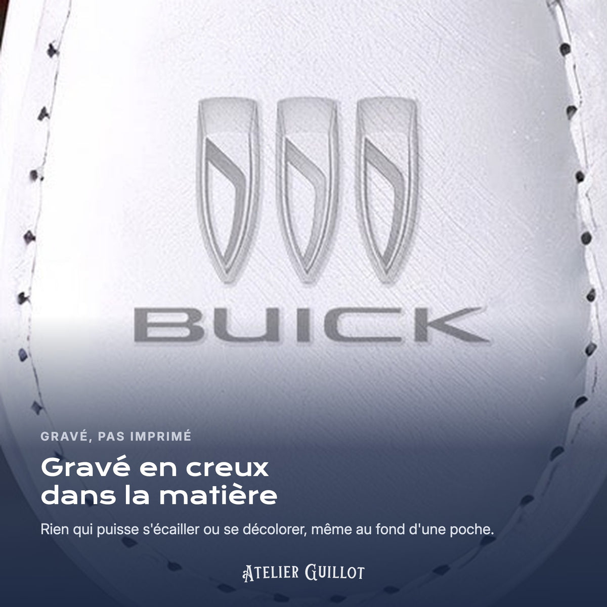 Logo Buick gravé au laser dans le simili cuir