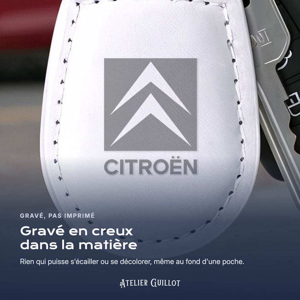 Logo Citroën gravé au laser dans le simili cuir