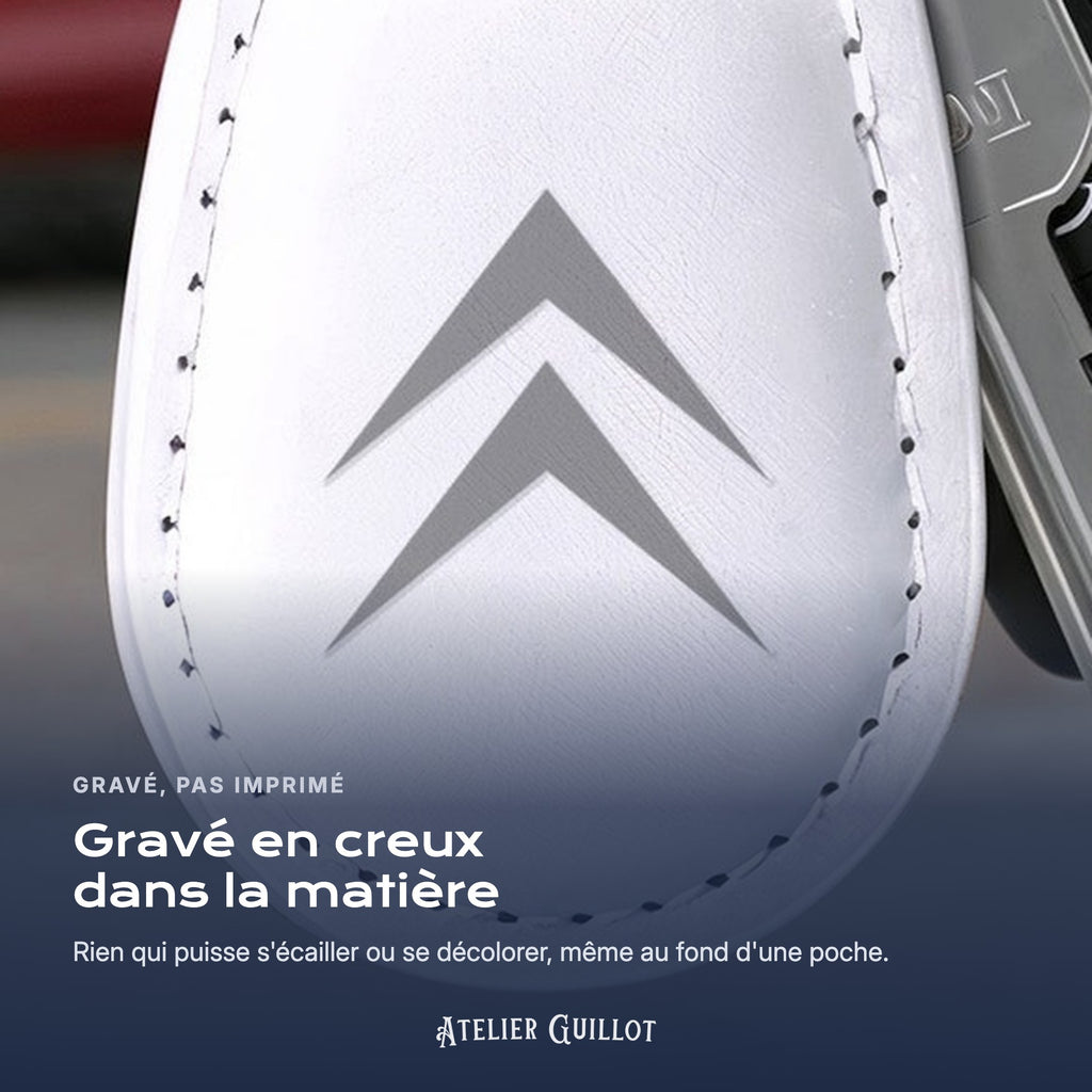 Logo Citroën gravé au laser dans le simili cuir