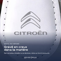 Logo Citroën gravé au laser dans le simili cuir