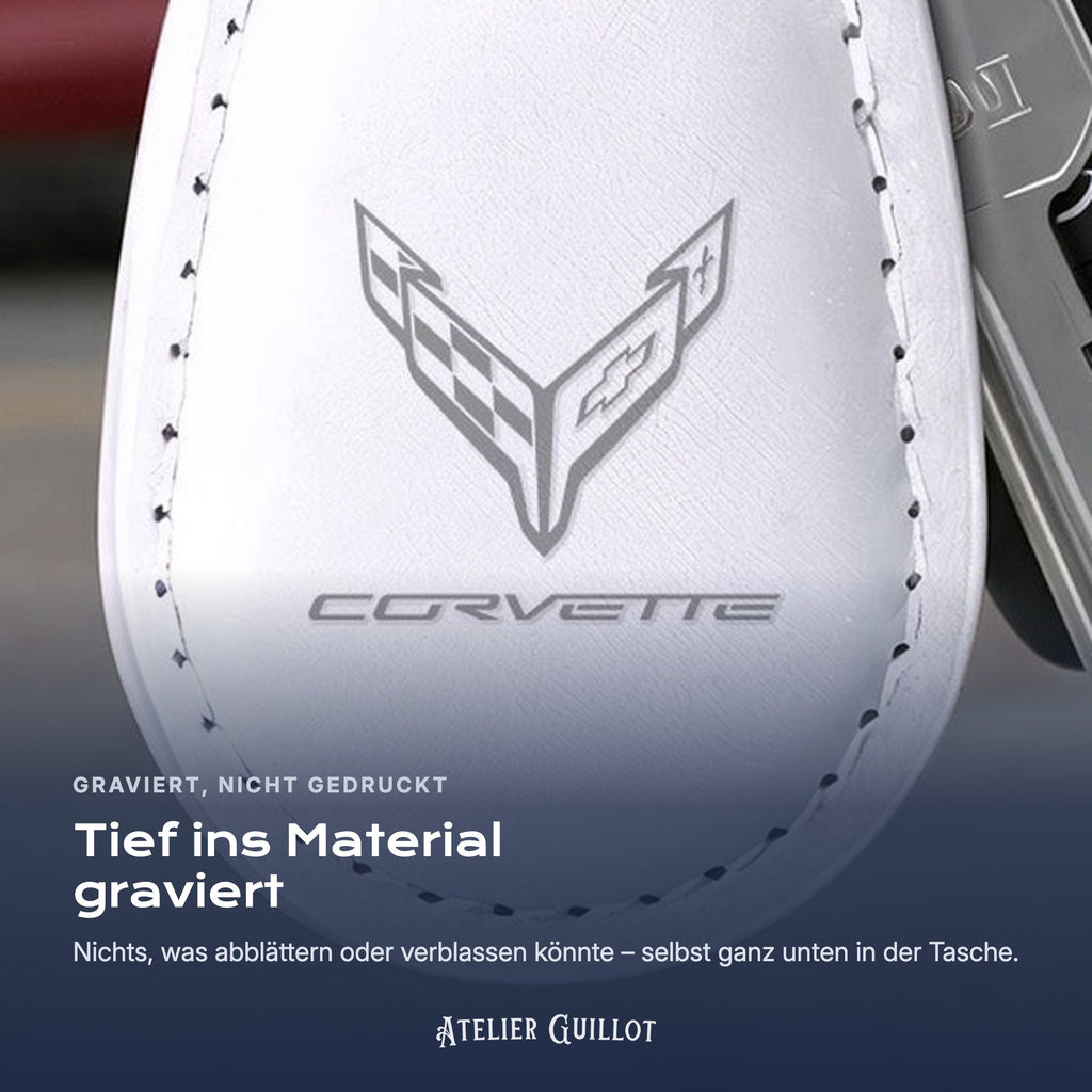 Logo Corvette, per Laser in Kunstleder graviert
