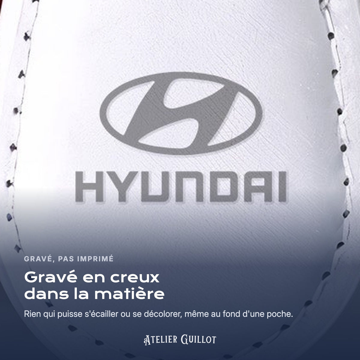 Logo Hyundai gravé au laser dans le simili cuir