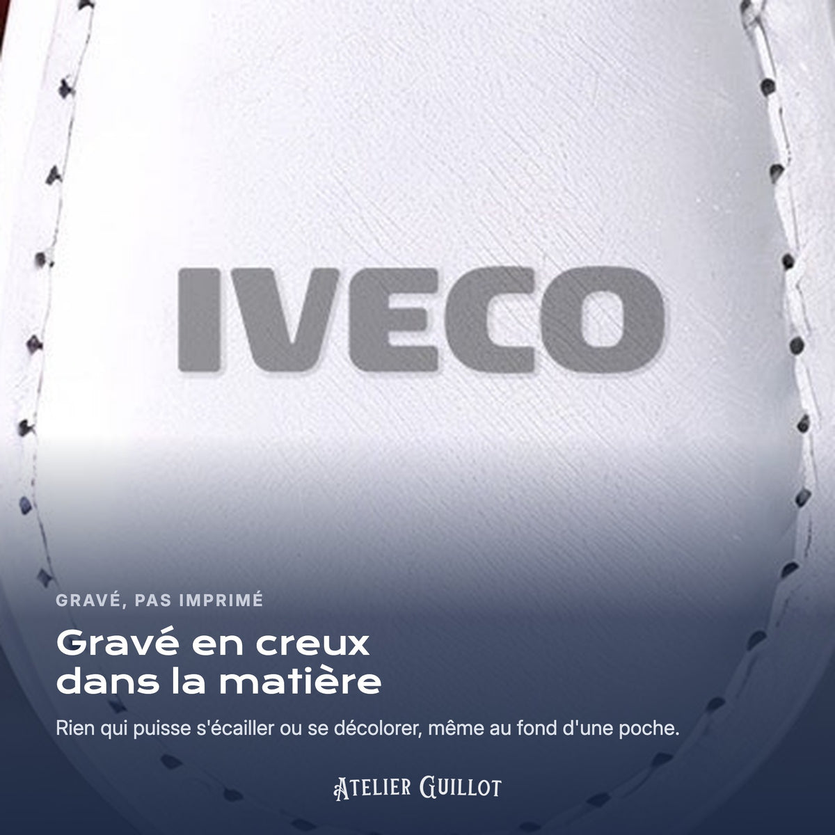 Logo Iveco gravé au laser dans le simili cuir