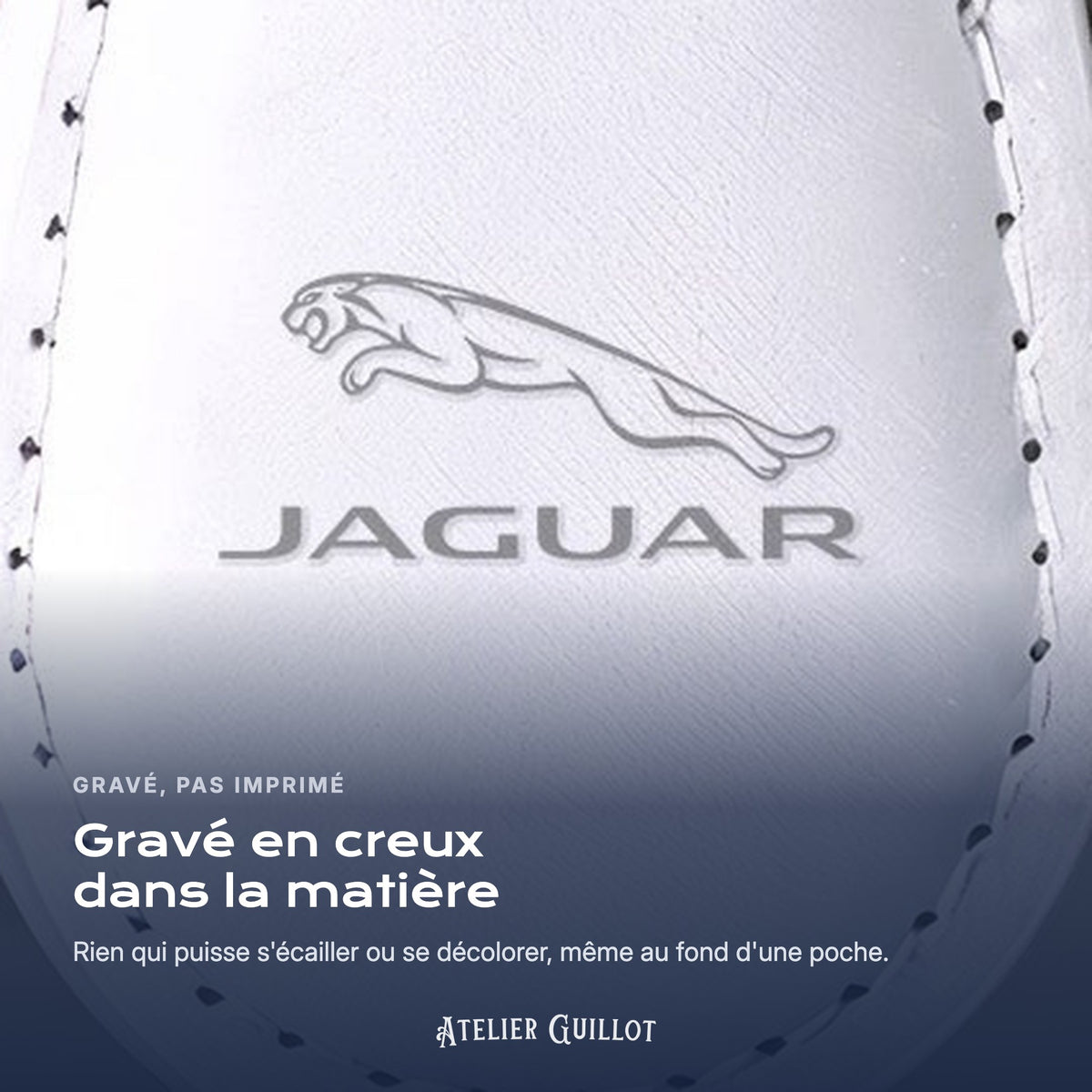 Logo Jaguar gravé au laser dans le simili cuir
