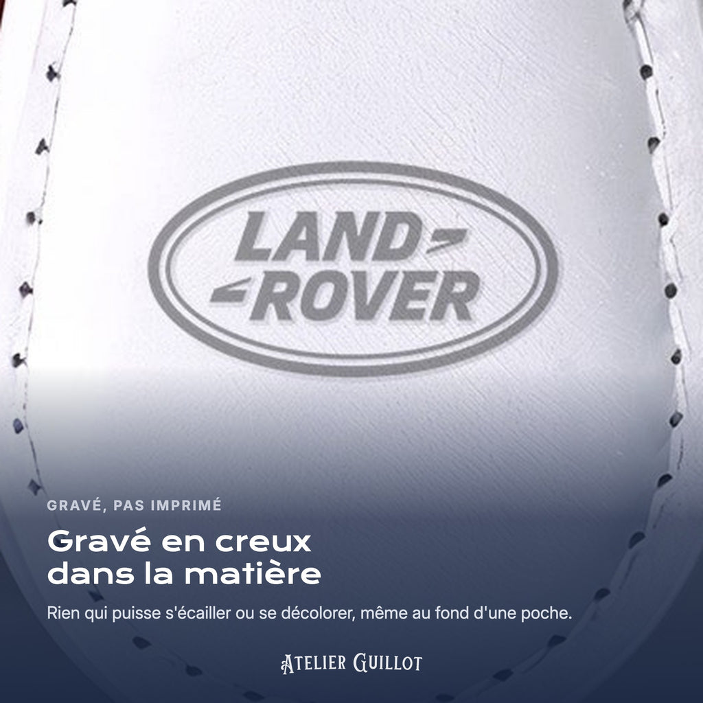 Logo Land Rover gravé au laser dans le simili cuir