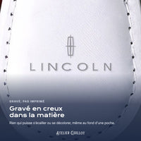 Logo Lincoln gravé au laser dans le simili cuir