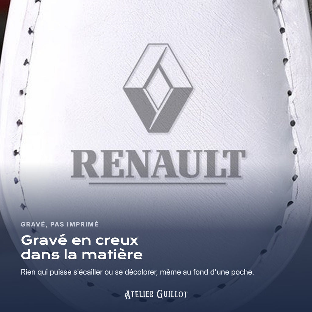 Logo Renault gravé au laser dans le simili cuir