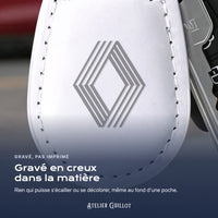 Logo Renault gravé au laser dans le simili cuir